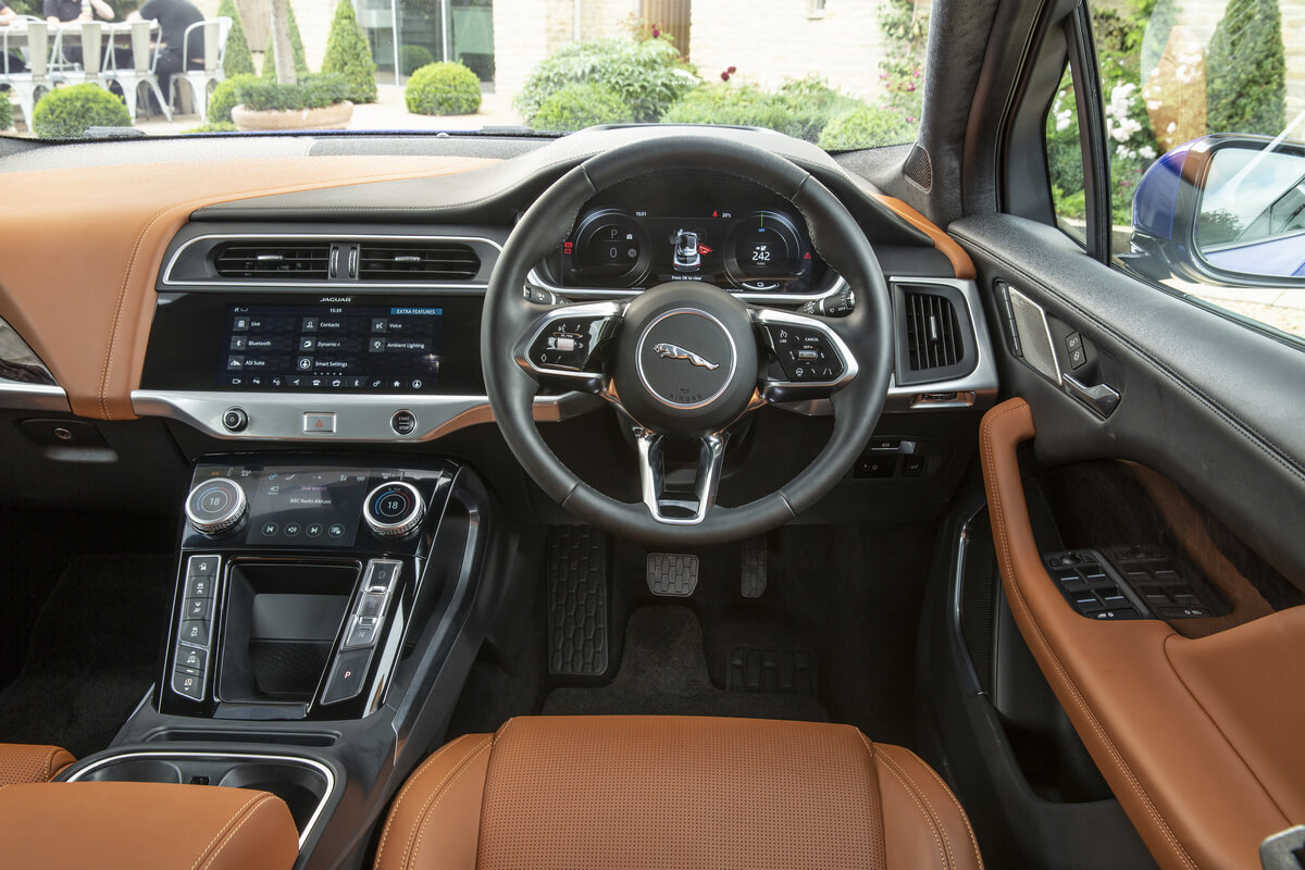 Jaguar I-Pace ev400 AWD 2018 2019 2020 Interior United Kingdom