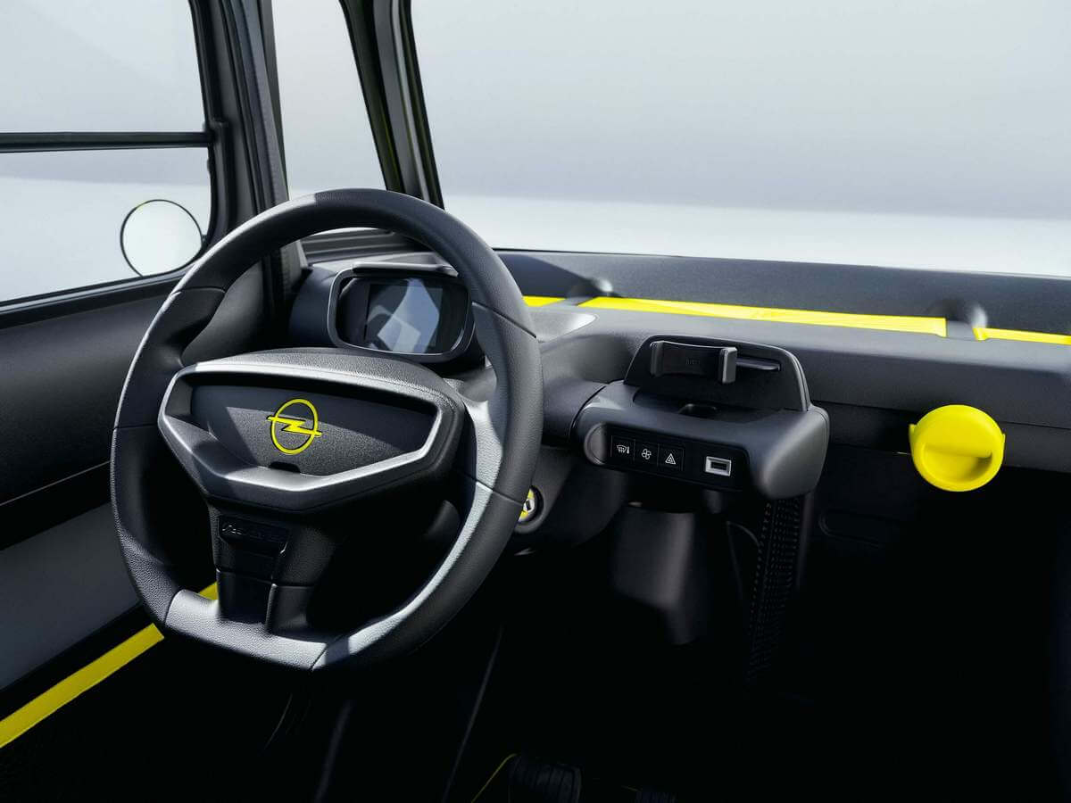 Opel Rocks-e Interior