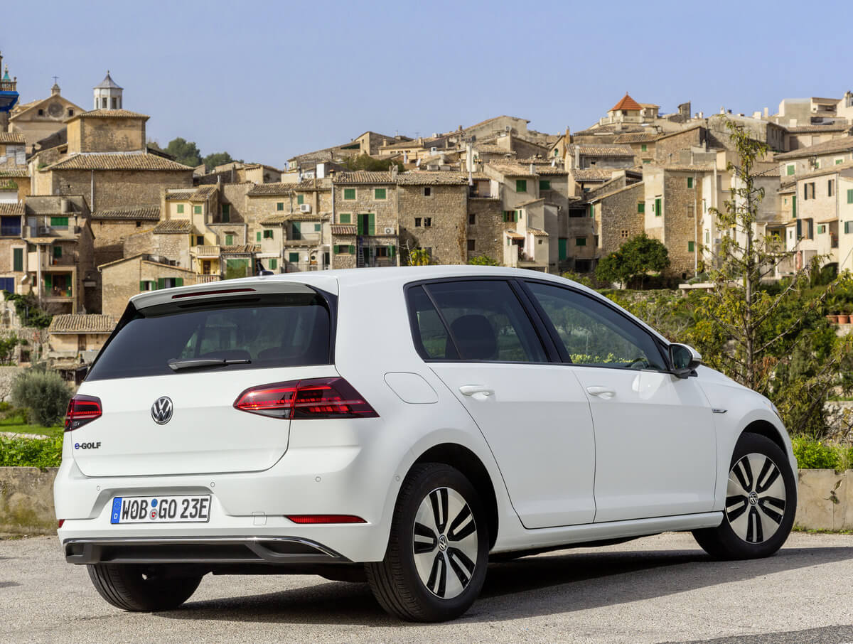 Volkswagen e-Golf Rear